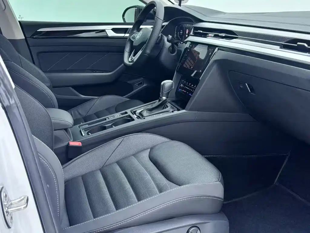 Volkswagen CC — миниатюра 12