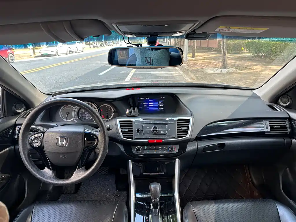 Honda Accord — миниатюра 3
