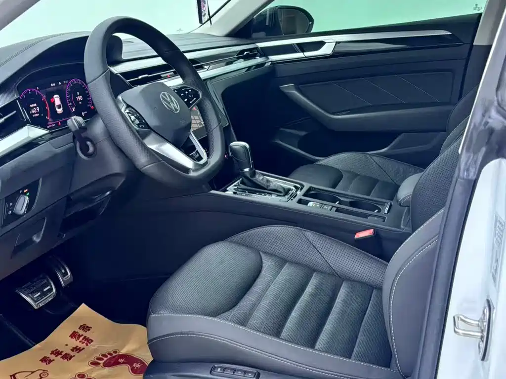 Volkswagen CC — миниатюра 8