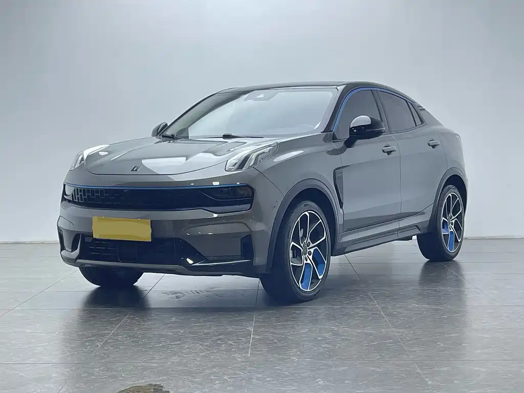 Lynk & Co 05