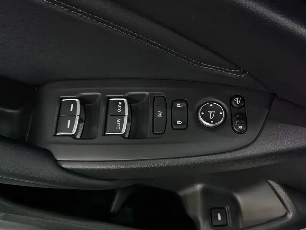 Honda Accord — миниатюра 9