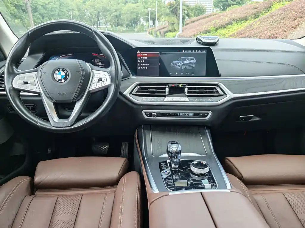 BMW X7 — миниатюра 4