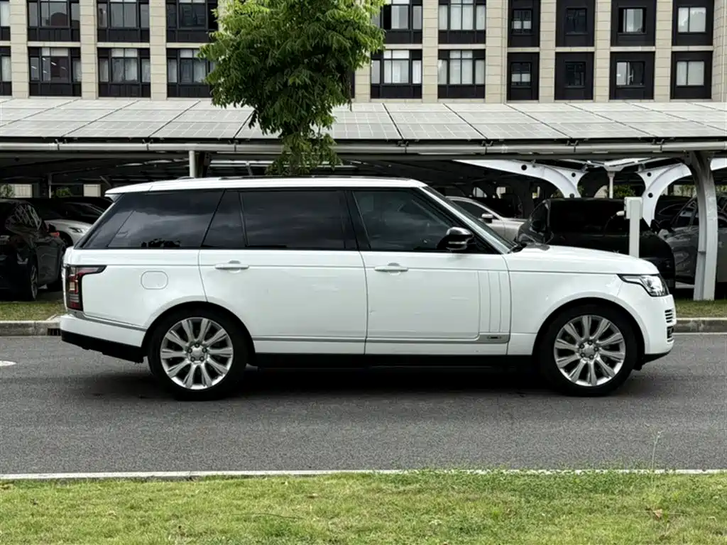 Land Rover Range Rover 2016 3.0 SC V6 Vogue SE Long Wheelbase