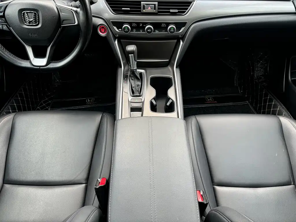 Honda Accord — миниатюра 10