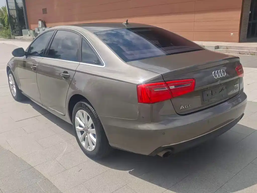 Audi A6L — миниатюра 9