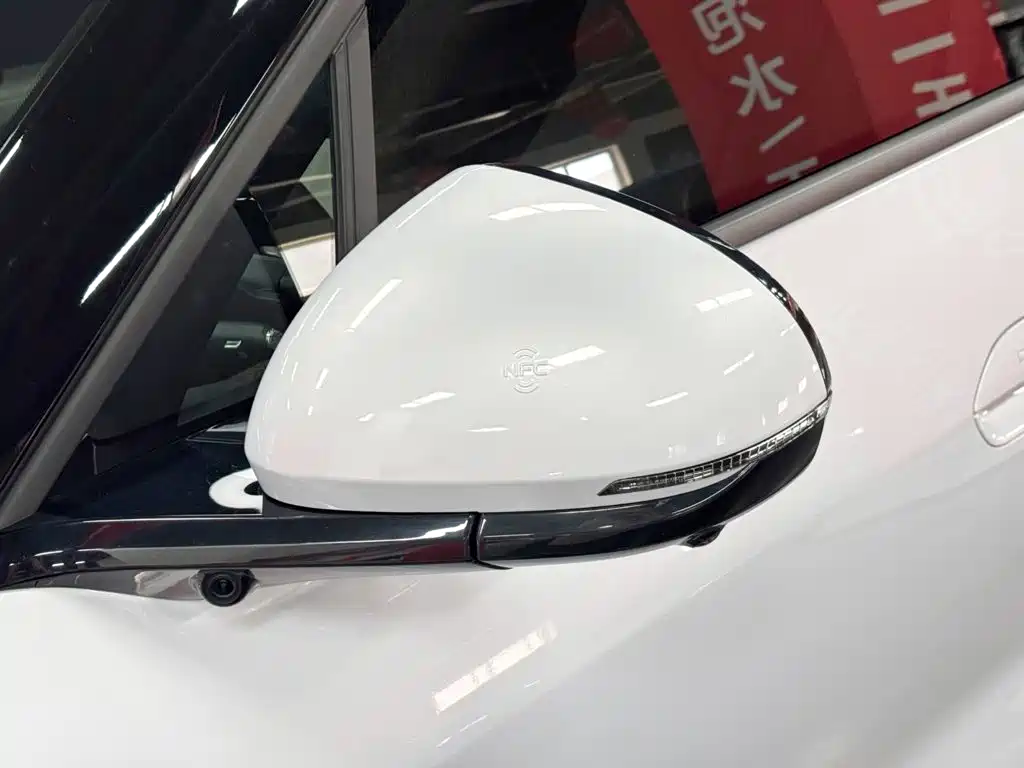 BYD Yuan UP — миниатюра 10