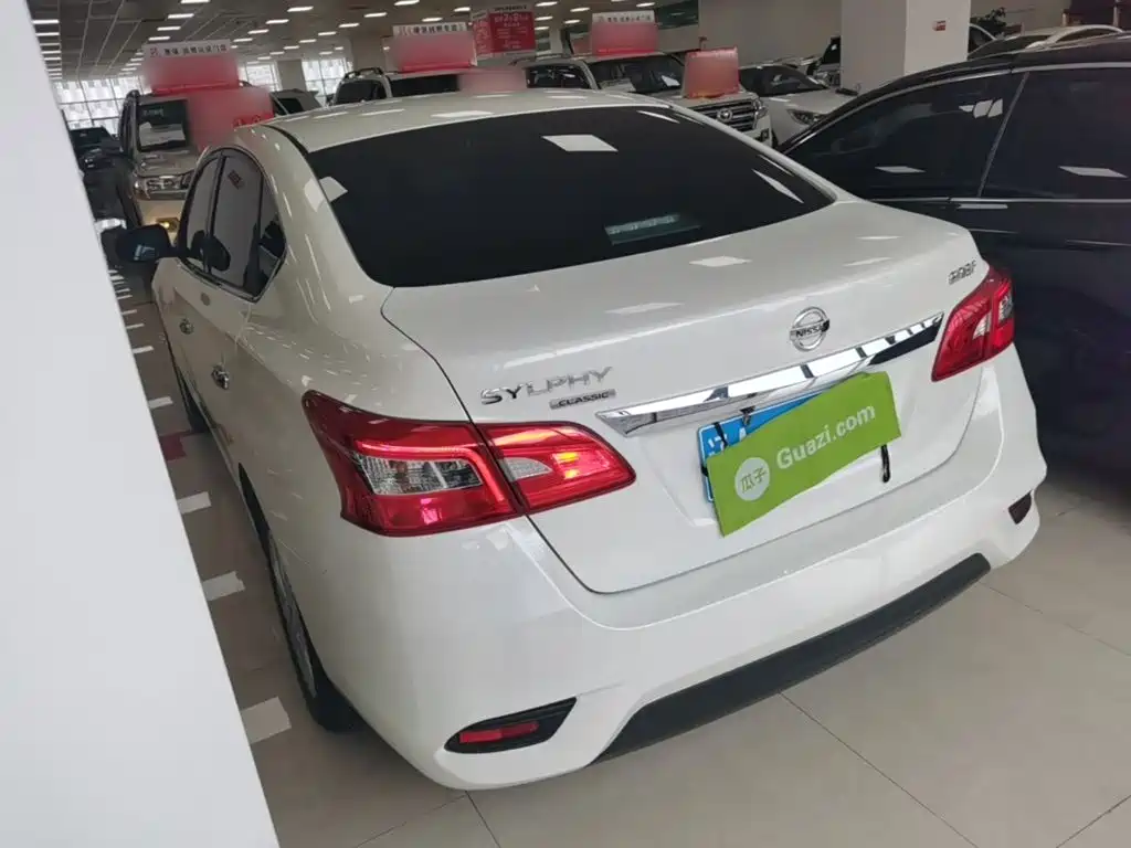 Nissan Sylphy — миниатюра 5