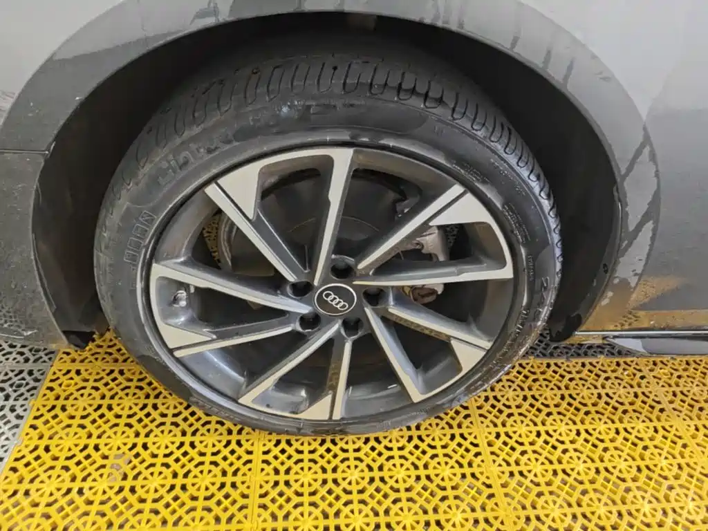 Audi A4L — миниатюра 23