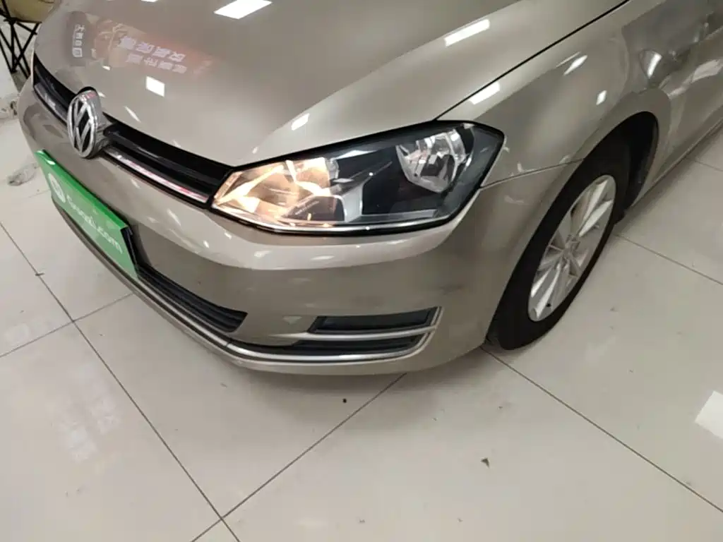 Volkswagen Golf — миниатюра 24
