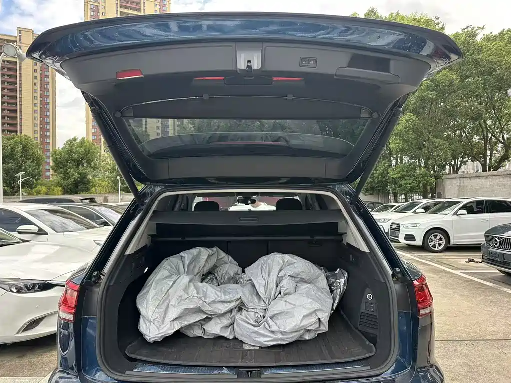 Volkswagen Touareg — миниатюра 9