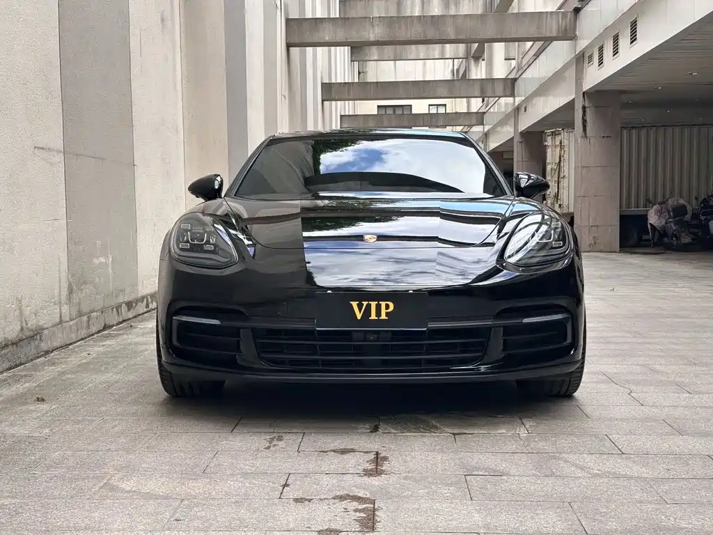 Porsche Panamera — миниатюра 2