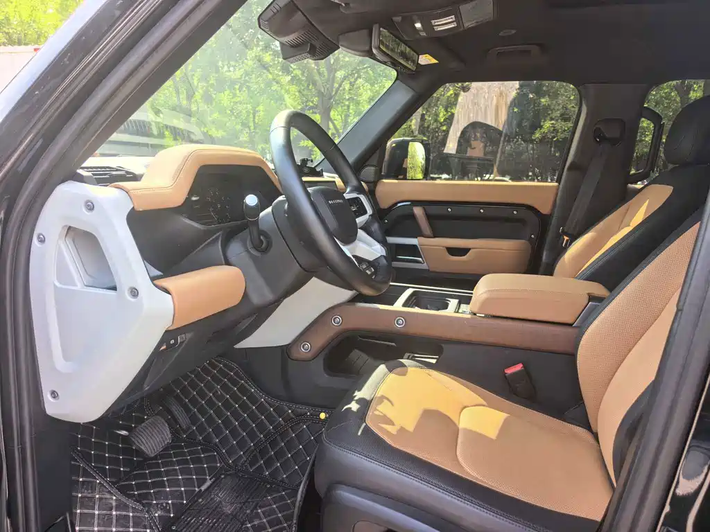 Land Rover Defender — миниатюра 16