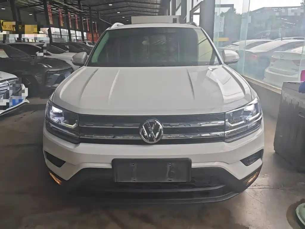 Volkswagen Tharu — миниатюра 3