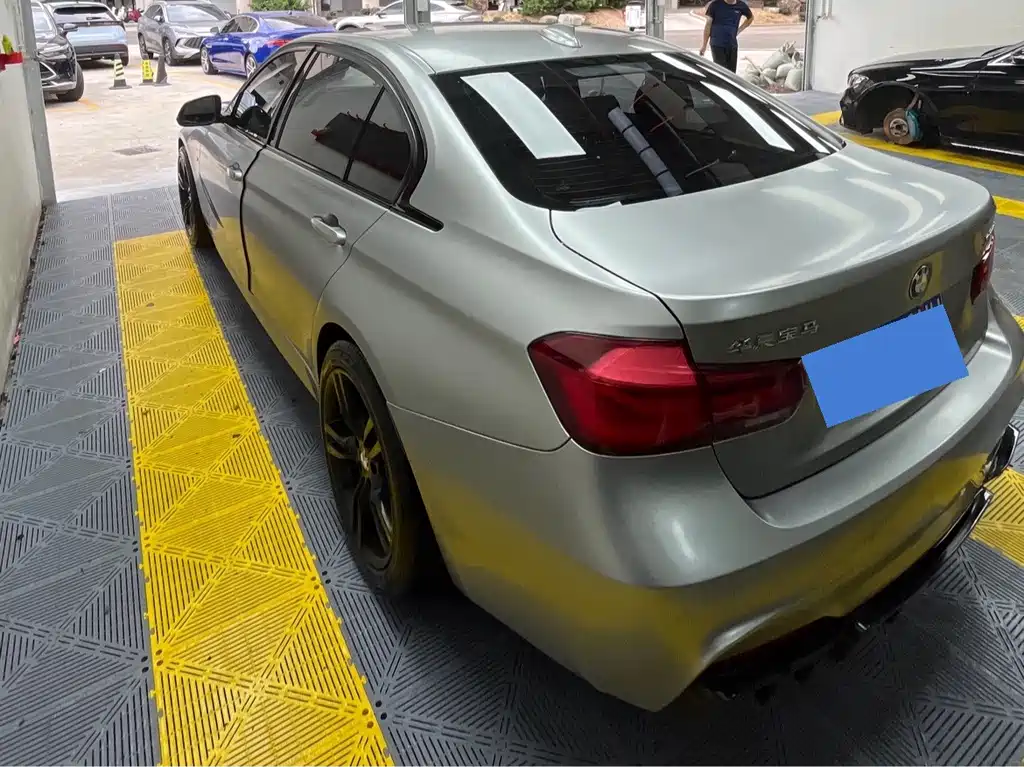 BMW 3 Series — миниатюра 12