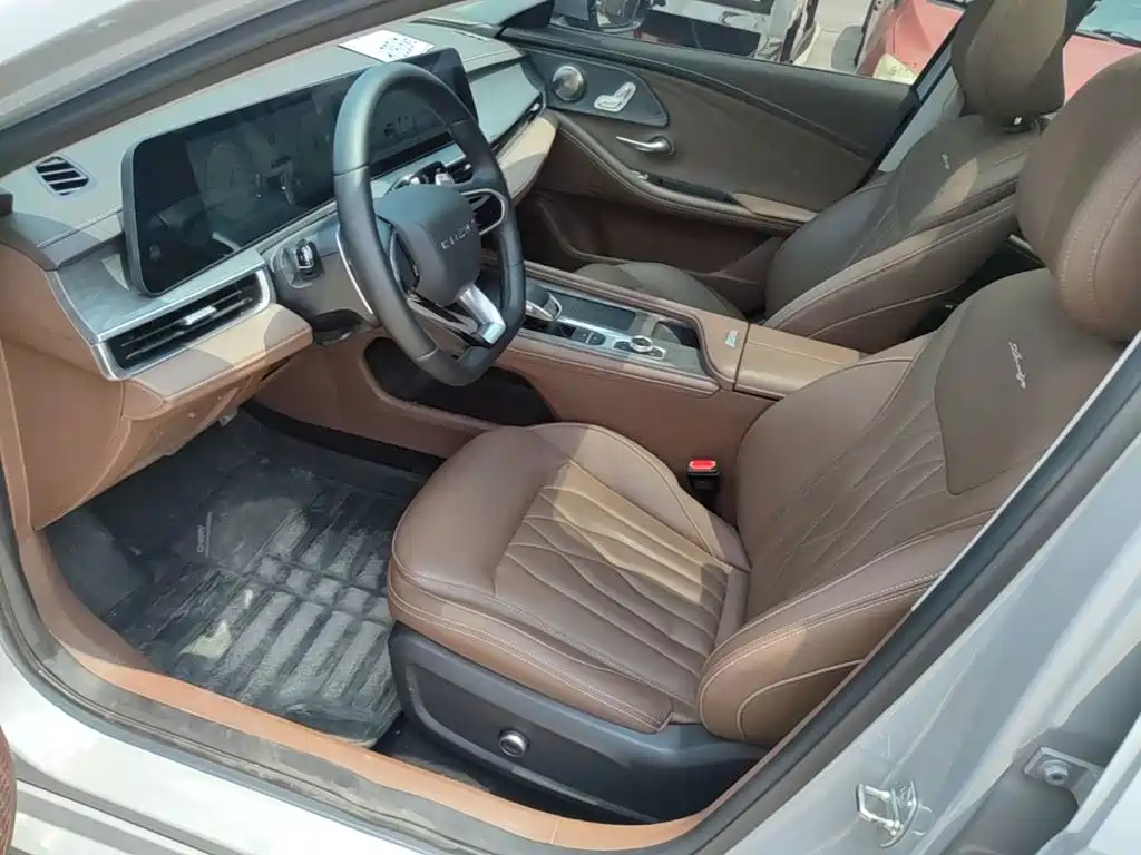 Chery Arrizo 8 — миниатюра 15