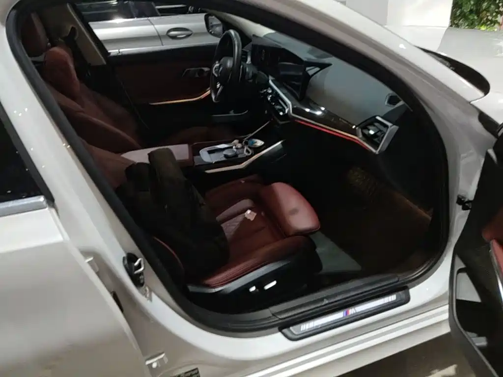 BMW 3 Series — миниатюра 25