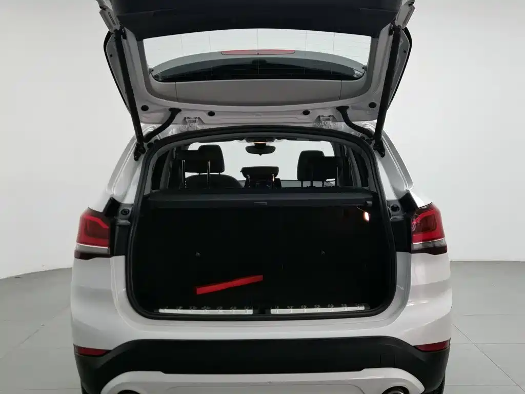 BMW X1 — миниатюра 16