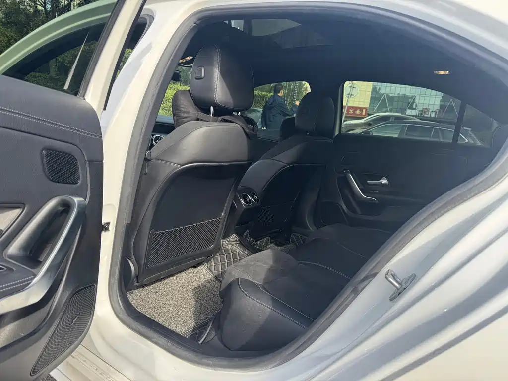 Mercedes-Benz A-Class — миниатюра 9