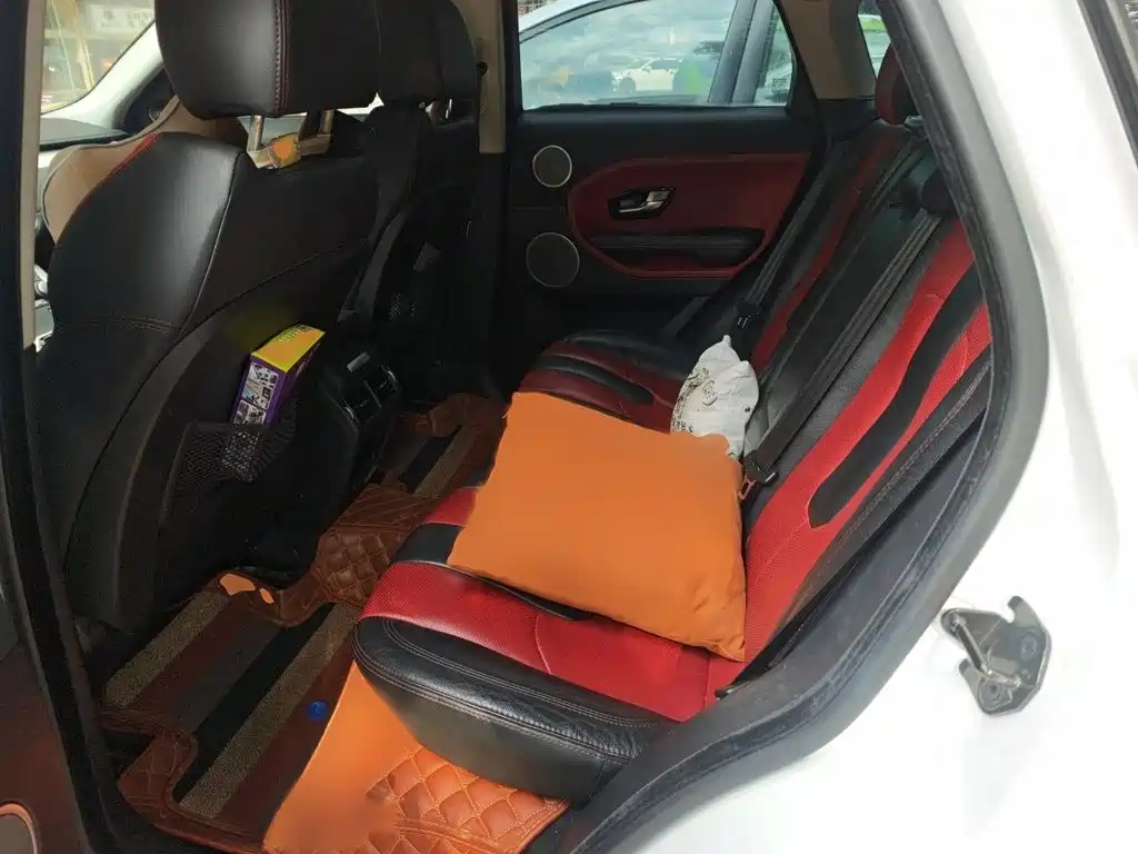 Land Rover Evoque (Import) — миниатюра 15
