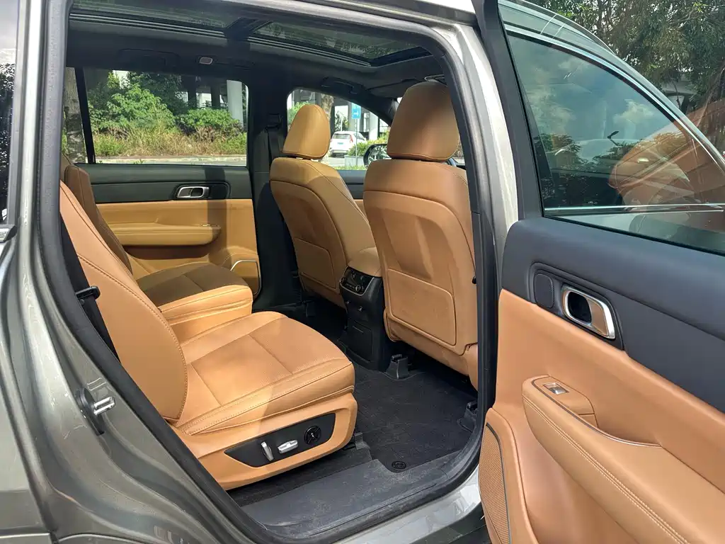 Li Auto Li ONE — миниатюра 13