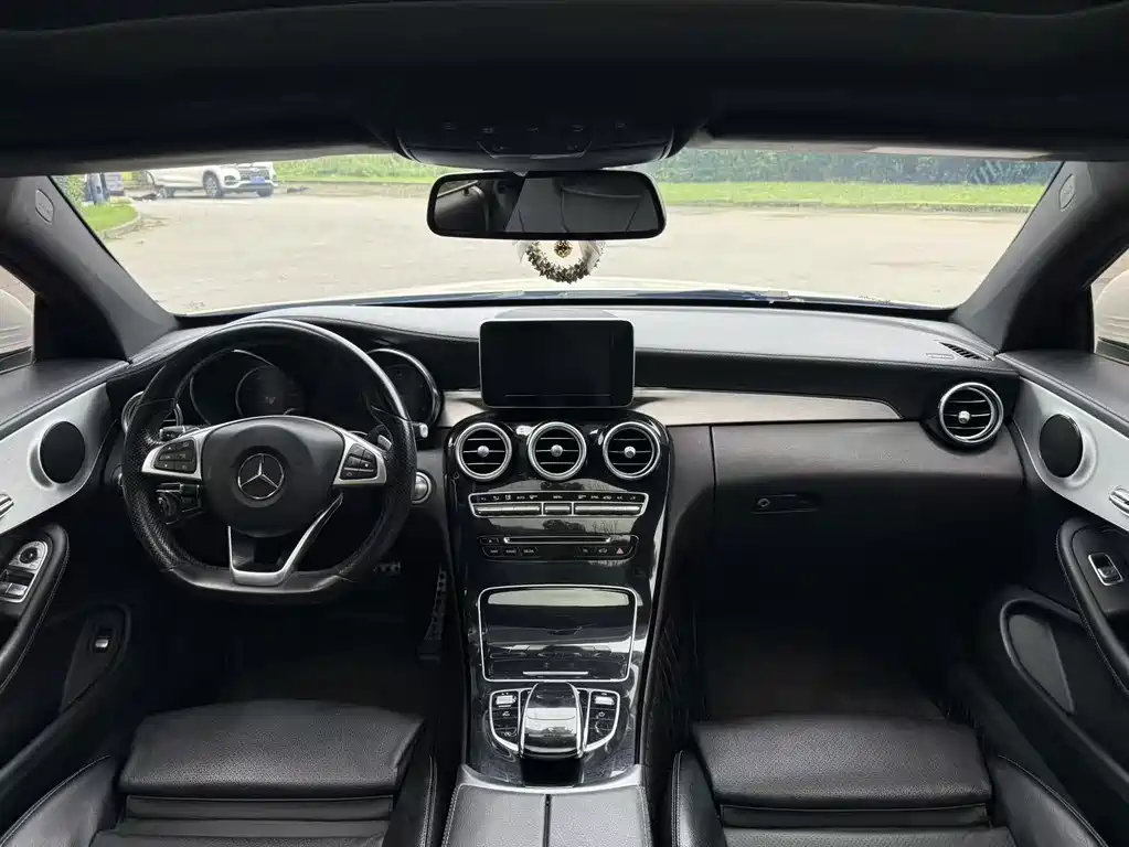Mercedes-Benz C-Class (Import) — миниатюра 12