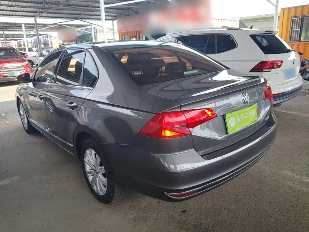 Volkswagen Bora — миниатюра 5