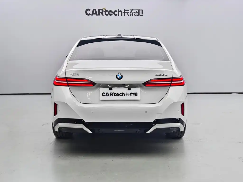 BMW 5 Series 5 2024 530Li Lead M Sport