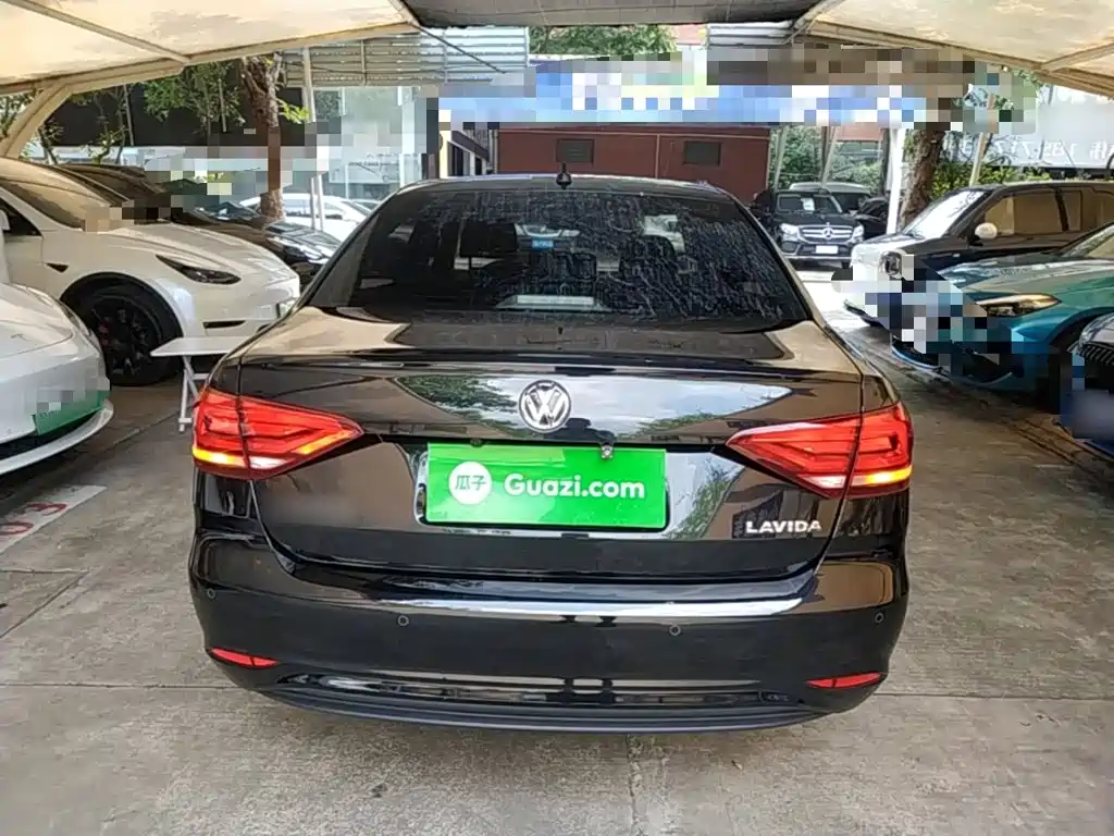 Volkswagen Lavida — миниатюра 6