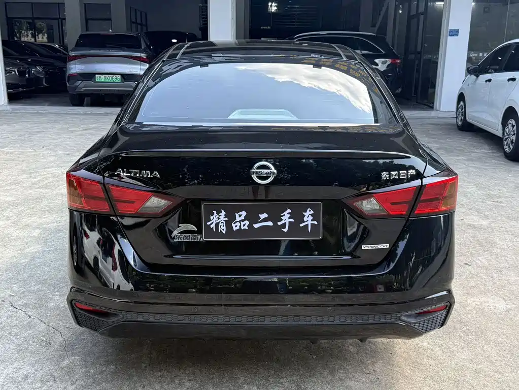 Nissan Teana — миниатюра 17