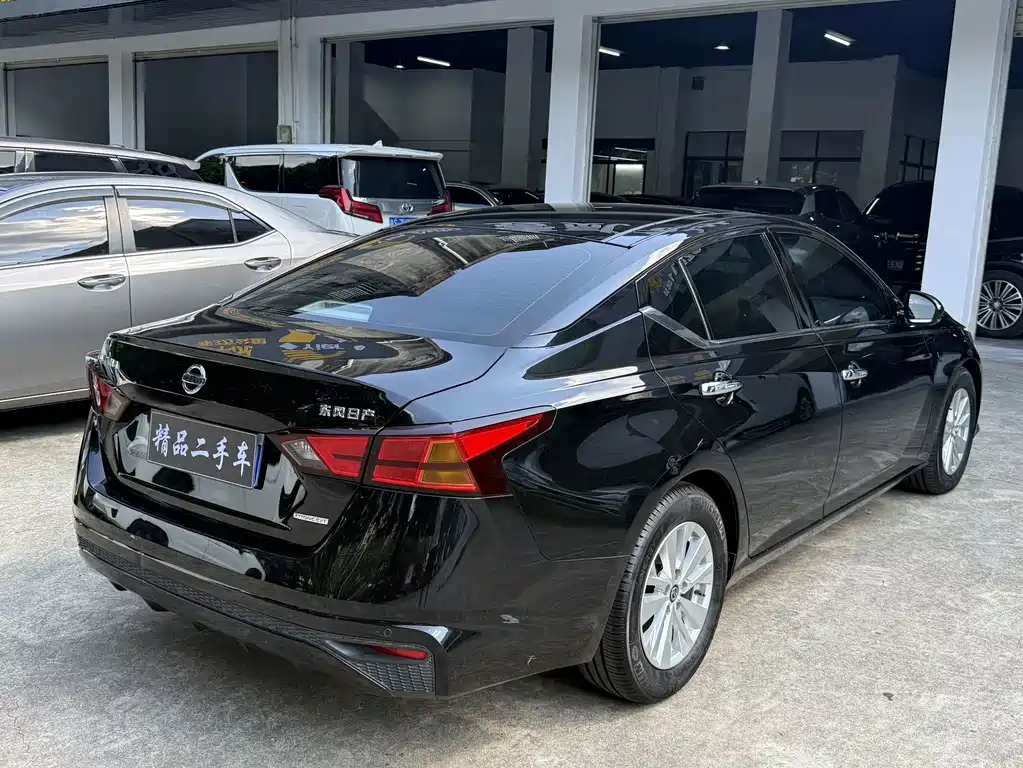 Nissan Teana — миниатюра 16