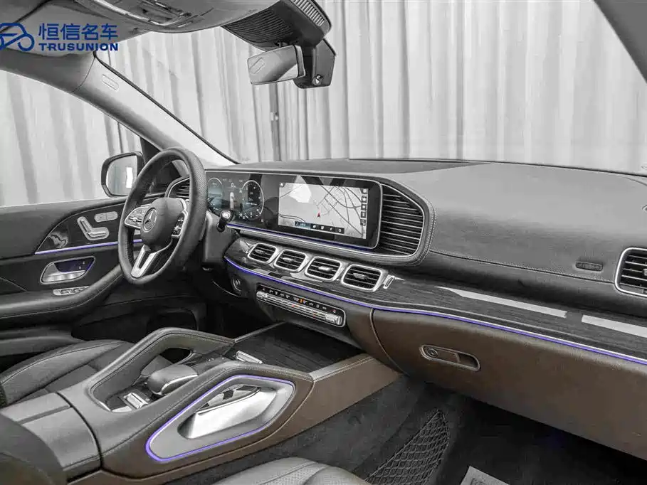 Mercedes-Benz GLE (Import) — миниатюра 14