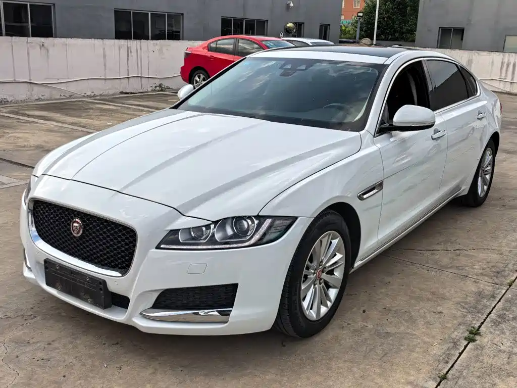 Jaguar XFL 2017 XFL 2.0T 240PS Premium