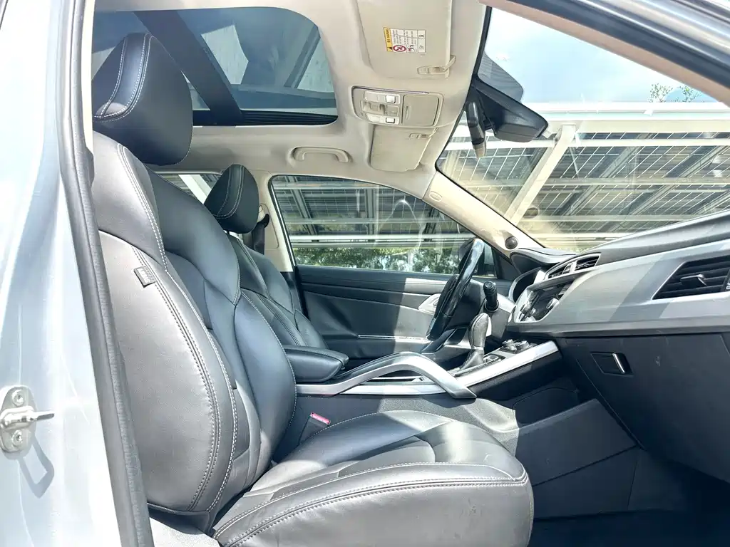 Geely Boyue — миниатюра 13