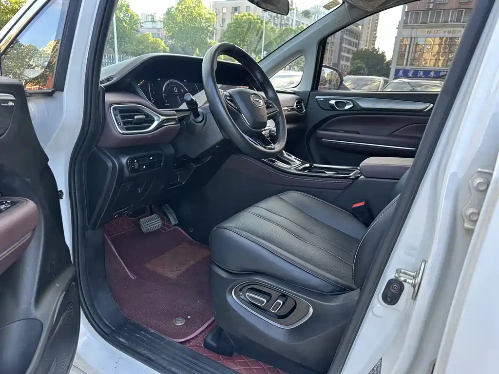 GAC Motor Trumpchi M6 — миниатюра 10