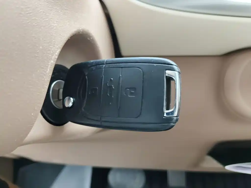 Wuling MINIEV — миниатюра 9