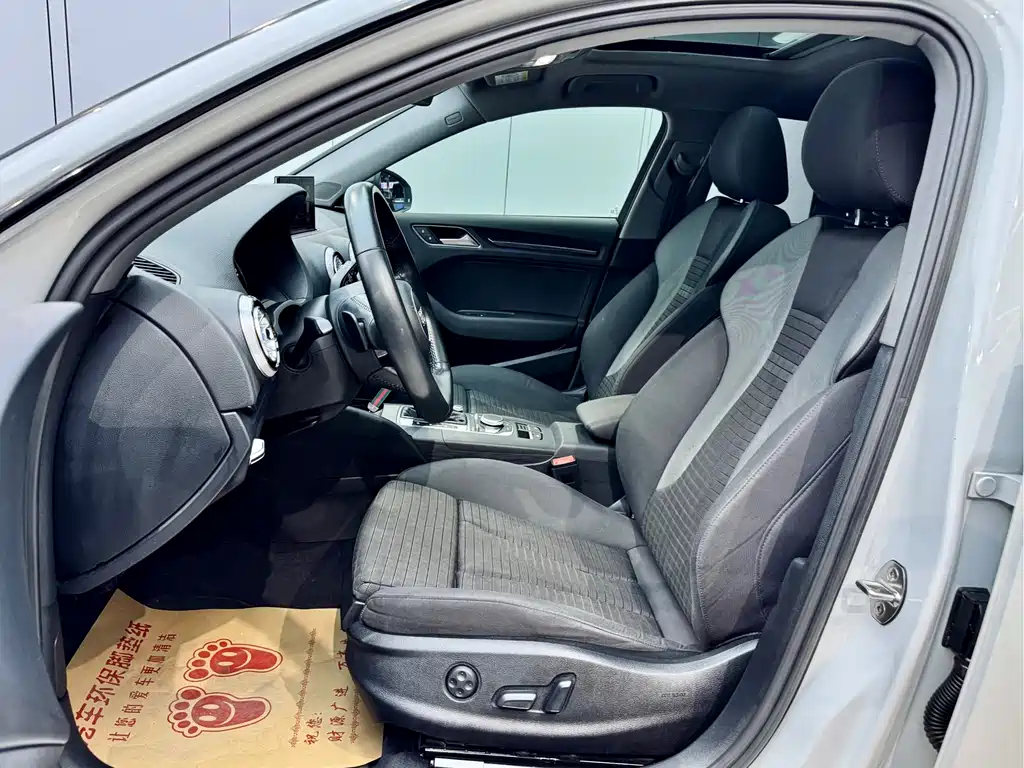 Audi A3 2019 Sportback 35 TFSI Sport VI