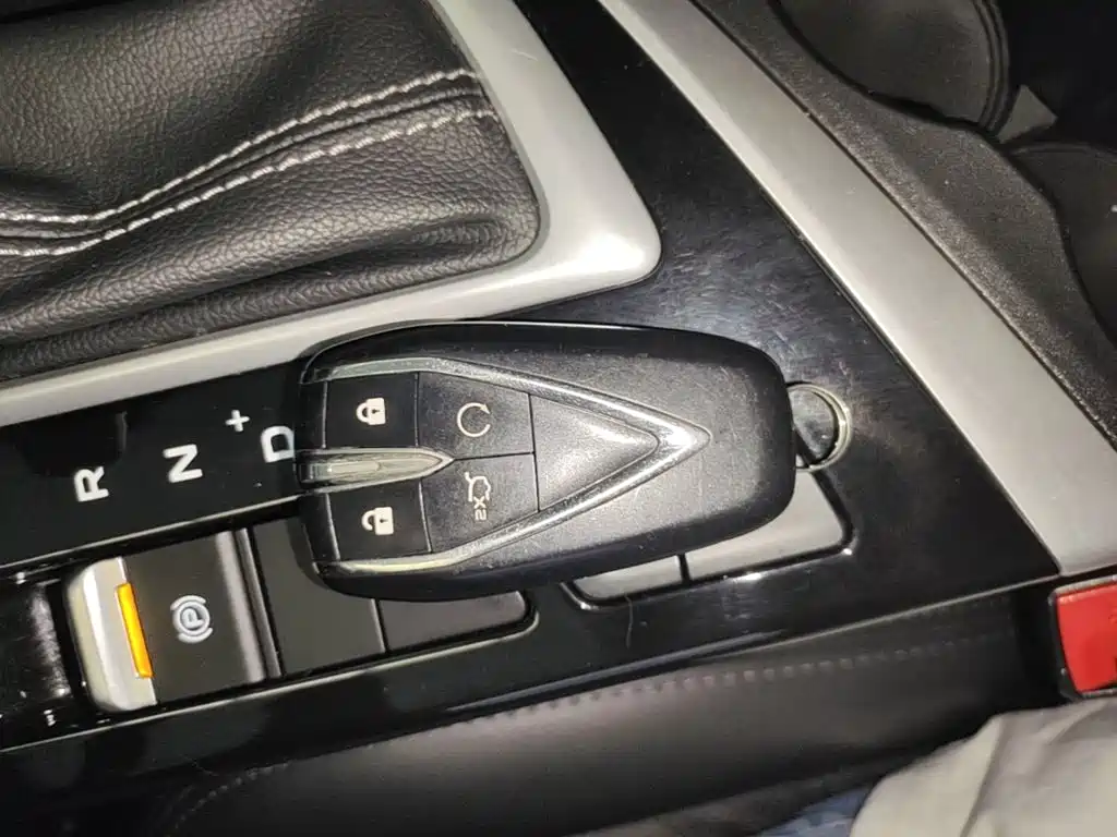 Changan Eado — миниатюра 9