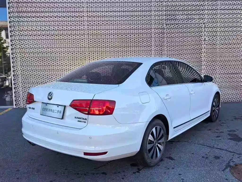 Volkswagen Sagitar — миниатюра 5