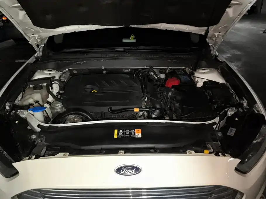 Ford Mondeo — миниатюра 10