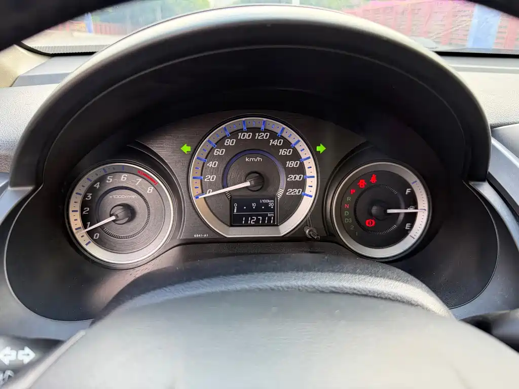 Honda City Classic — миниатюра 5