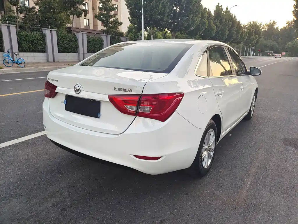 Buick Excelle — миниатюра 15