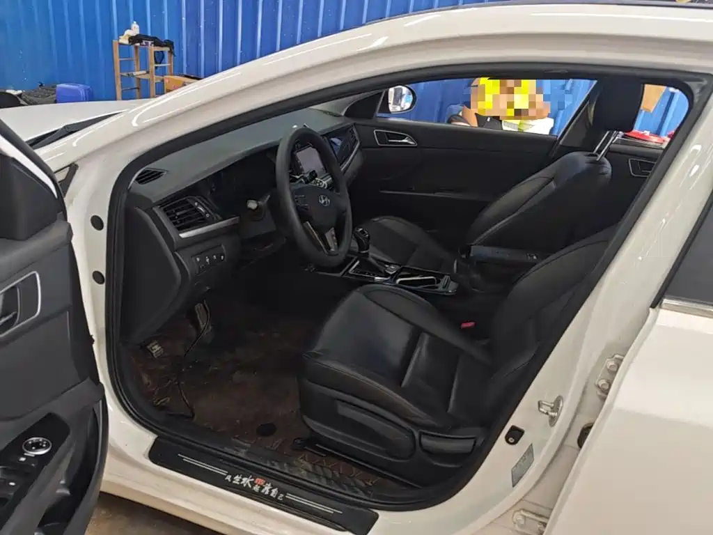 Hyundai Mistra — миниатюра 15
