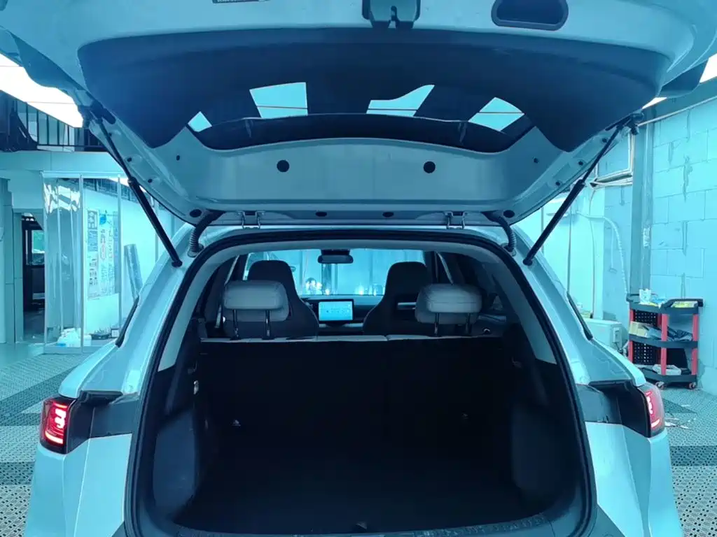 BYD Yuan UP — миниатюра 19