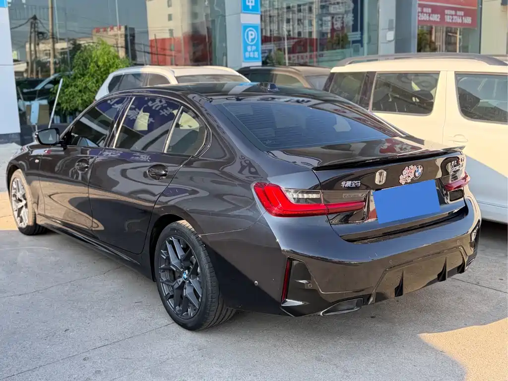 BMW 3 Series — миниатюра 3