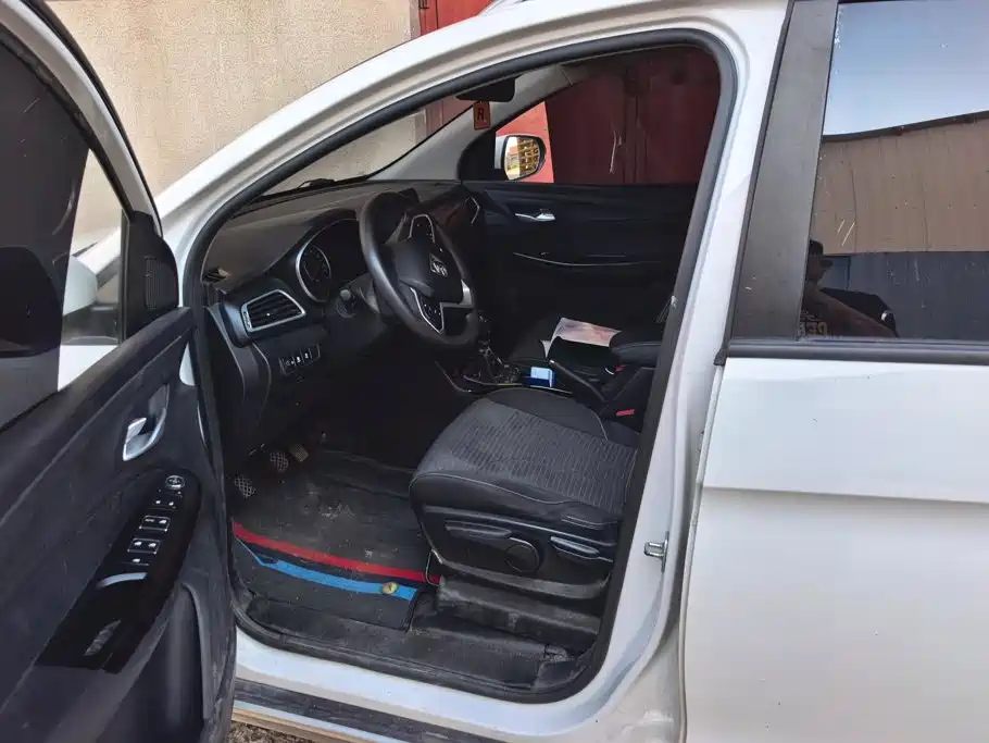 Baojun 730 — миниатюра 8