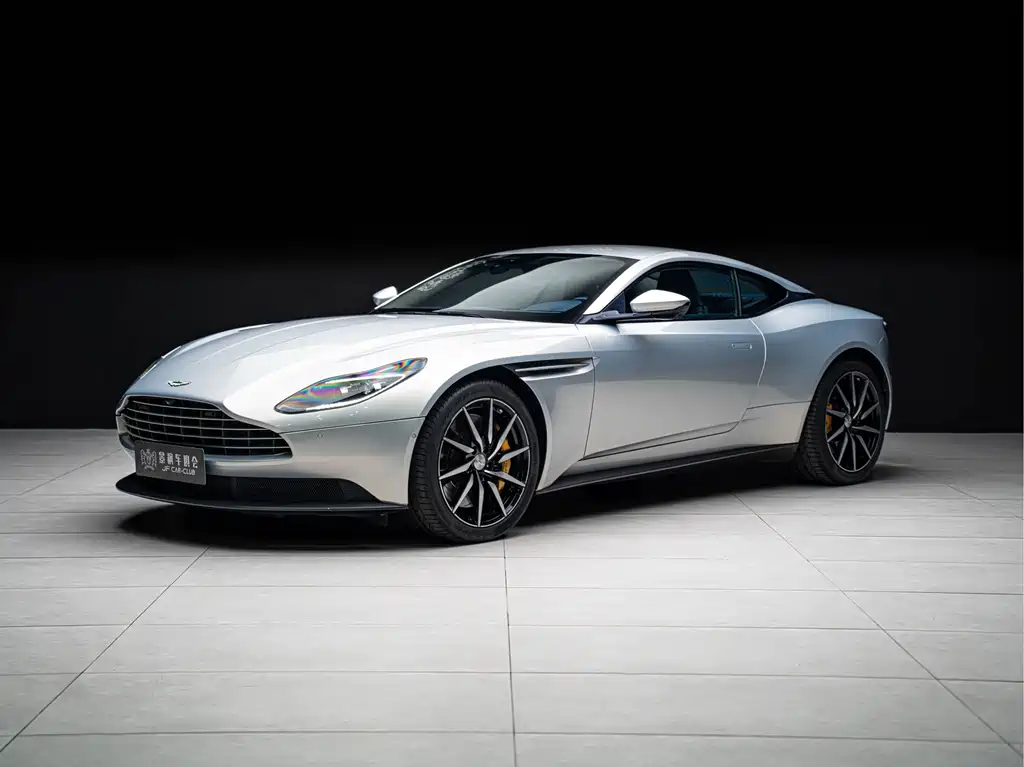 Aston Martin DB11