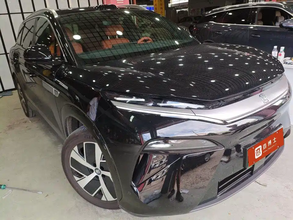 BYD Tang L L 2025 EV 670KM Flagship