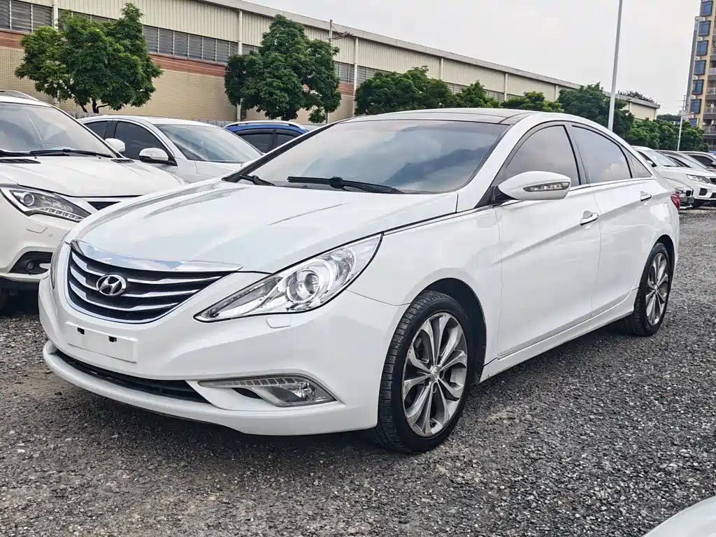 Hyundai Sonata — миниатюра 3