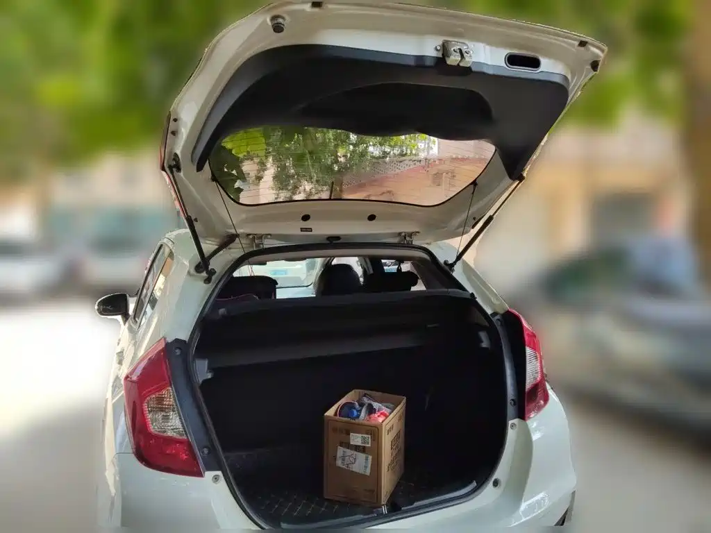 Honda Fit — миниатюра 10