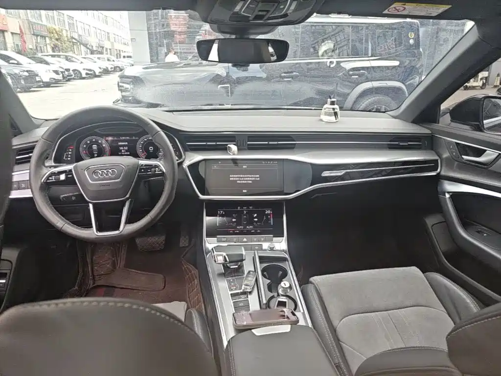 Audi A6L — миниатюра 10